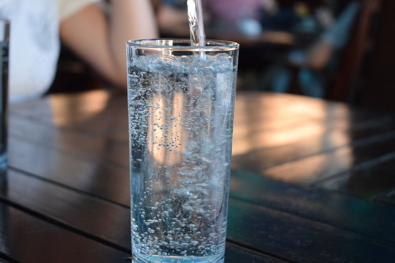 Woda sodowa – czy można przygotować ją we własnym domu?
