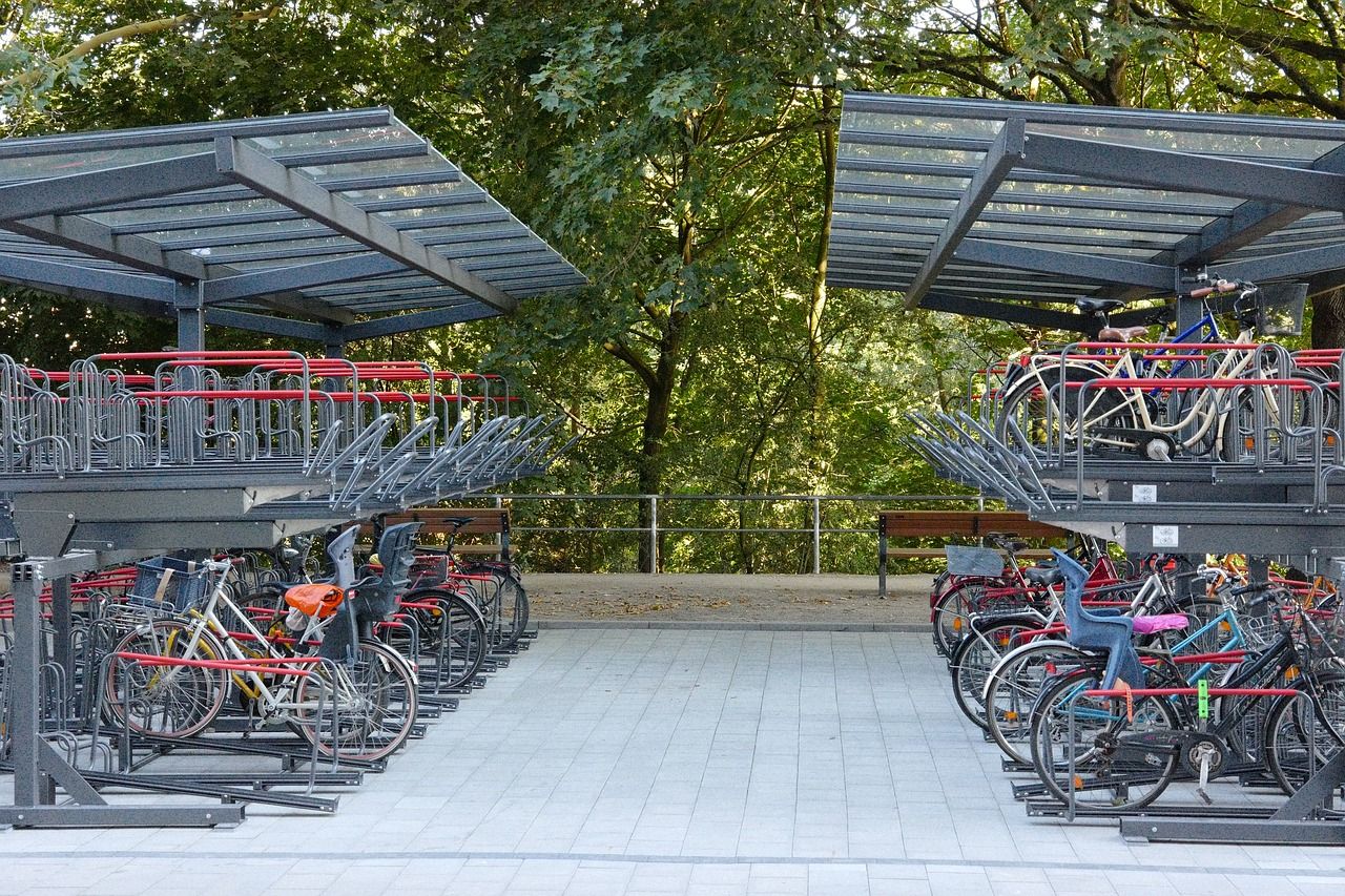 Rodzaje stojaków rowerowych, w które powinna zainwestować każda firma
